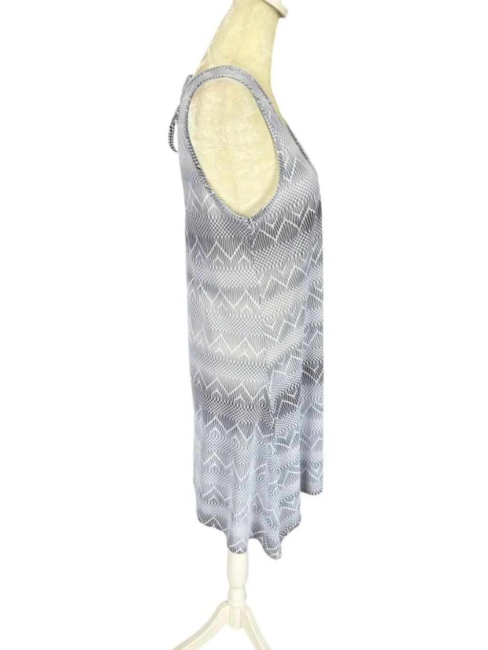 Portocruz swimsuit cover-up black ombre sleeveless stretchy pullover size small